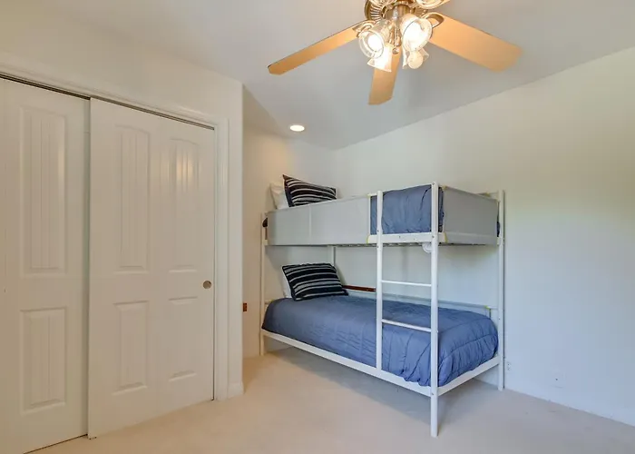 Family Gem In Paradise Valley: Hot Tub, Large Yard